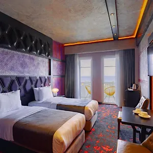 Hotel Tapis Rouge Design Boutique, Batoemi