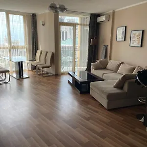 Апартаменты With Sea View, Батуми